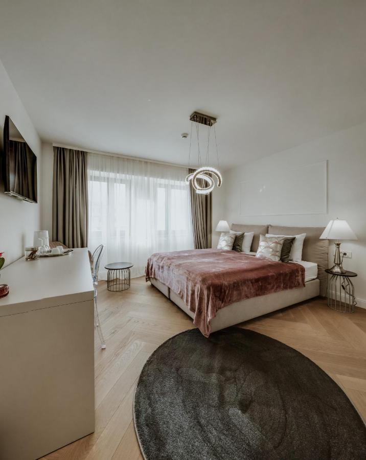 Lavilla Осиек Экстерьер фото