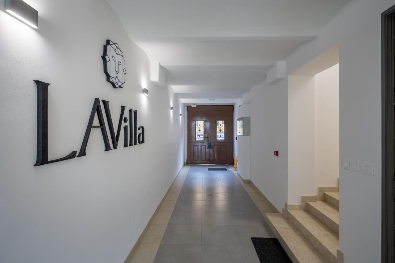Lavilla Осиек Экстерьер фото